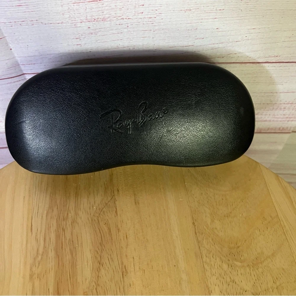 Ray-Ban Hard‎ Sunglass Case